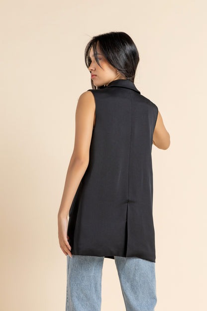 Black Graceful Crepe Essence Vest